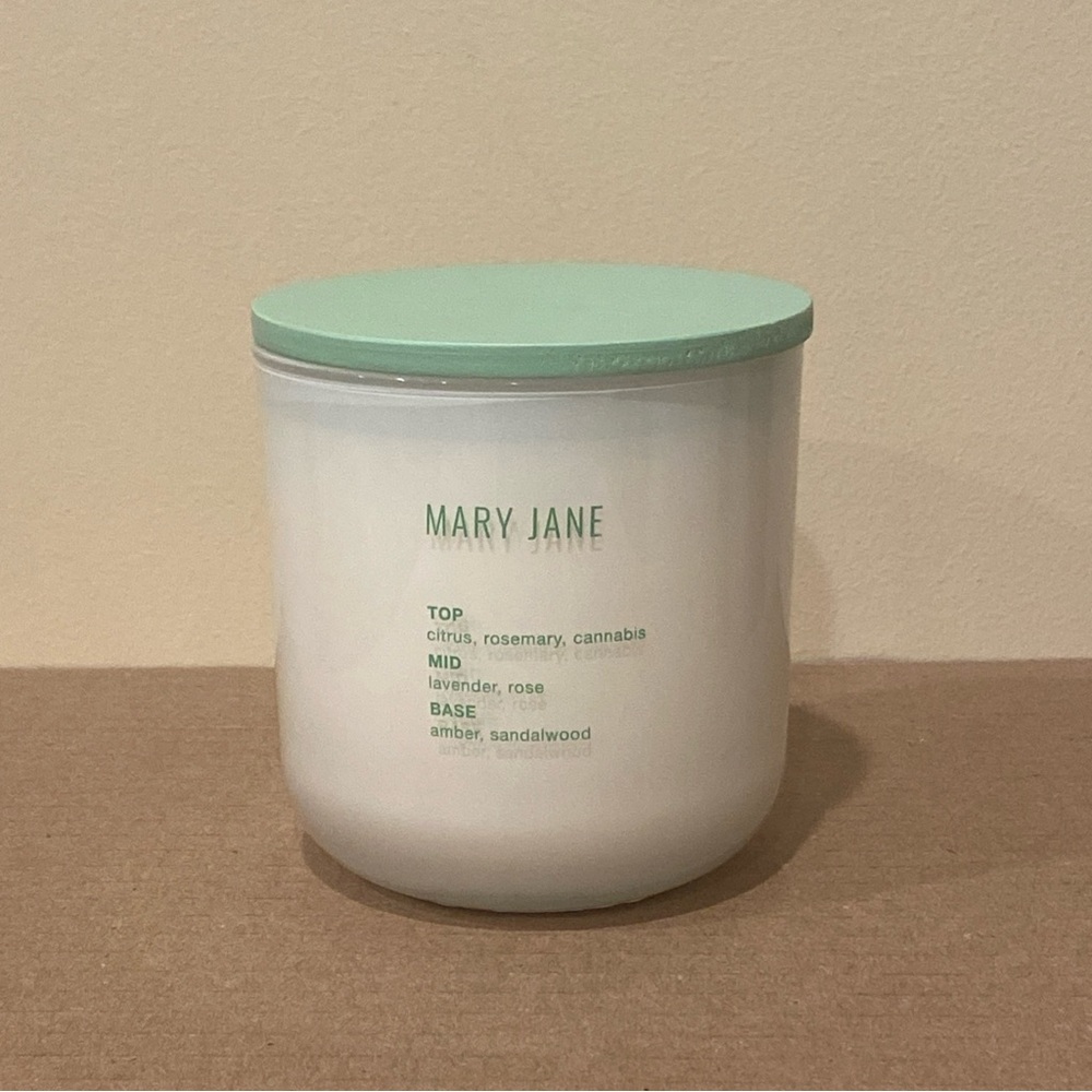 Studio OH! Signature Collection Mary Jane 14 oz Double Wick Scented Candle